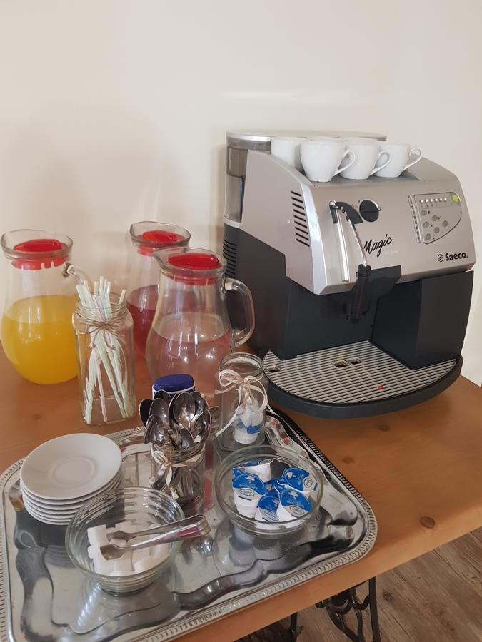 Toth Vendeghaz Es Apartmanhaz Ujfeherto Eksteriør billede